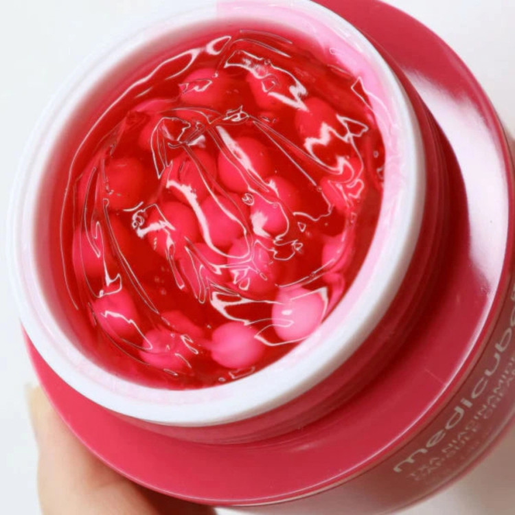 کرم کپسولی روشنکننده نیاسینامید ۵٪ و ترانکزامیک اسید TXA مدیکیوب Medicube TXA Niacinamide Capsule Cream اورجینال